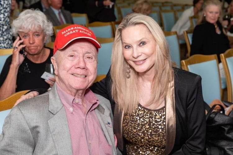 068_republicanmtg19