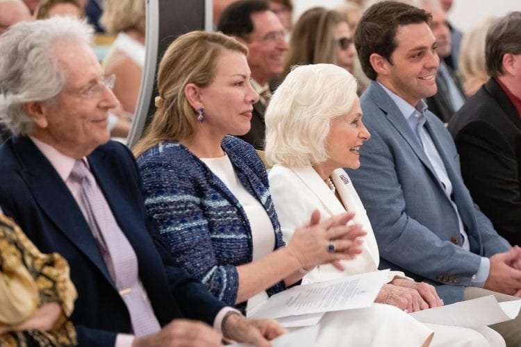 083_republicanmtg19
